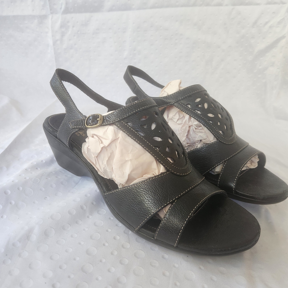 Clarks Women's Black Sandals with Elegant Cutouts
